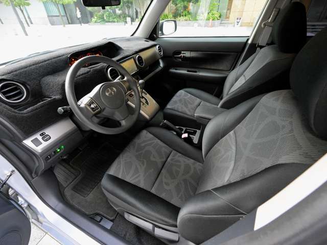米国サイオン ＸＢ ＳＣＩＯＮ ＸＢ １０ ＳＥＲＩＥＳ（１０周年記念限定車） H25年 (関東) 99