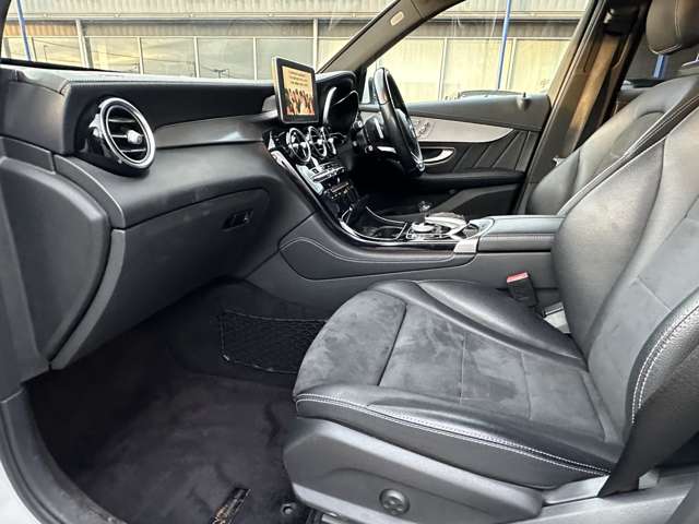 メルセデスベンツ ＧＬＣクラス ２２０ Ｄ ４マチック スポーツ ディーゼルターボ ４ＷＤ H29年 (関東) 99