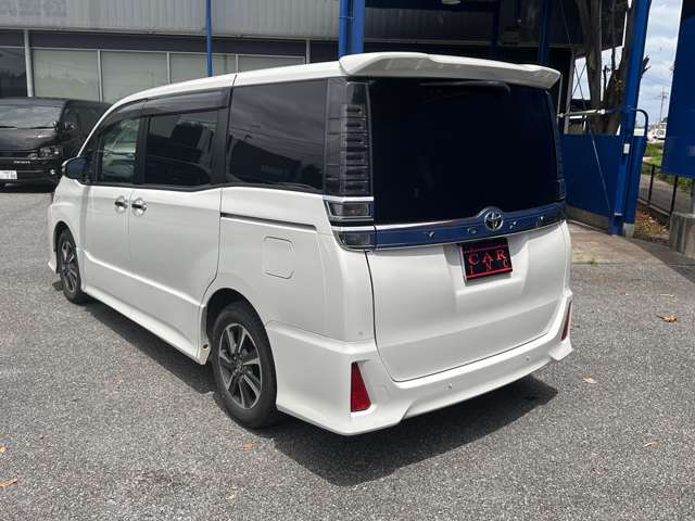 トヨタ ヴォクシー ２．０ ＺＳ 煌ＩＩＩ R2年 (関東) 99