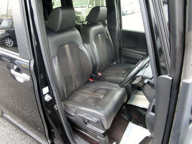 ホンダ Ｎ　ＢＯＸ カスタム ６６０ Ｇ ＥＸ ターボ ホンダセンシング H29年 (関東) 99