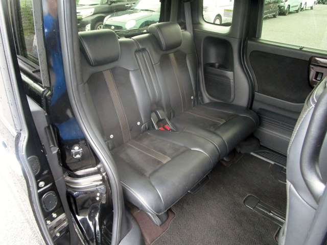 ホンダ Ｎ　ＢＯＸ カスタム ６６０ Ｇ ＥＸ ターボ ホンダセンシング H29年 (関東) 99