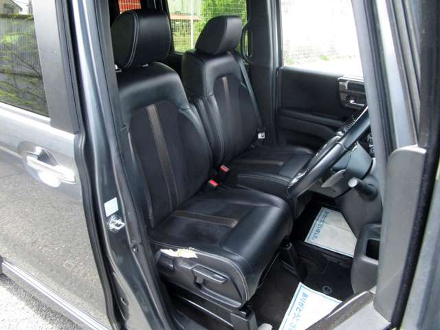 ホンダ Ｎ　ＢＯＸ カスタム ６６０ Ｇ ＥＸ ターボ ホンダセンシング H29年 (関東) 99