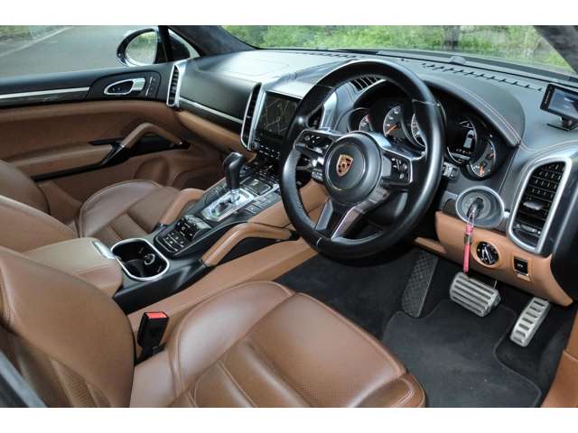 ポルシェ カイエン ＧＴＳ ティプトロニックＳ ４ＷＤ H29年 (近畿) 99