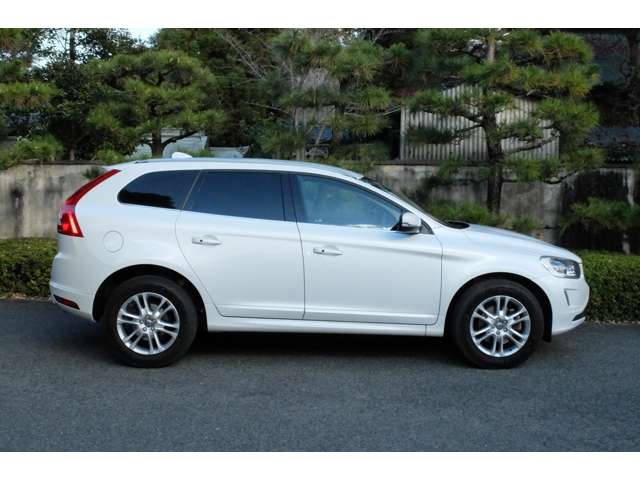 ボルボ ＸＣ６０ Ｄ４　ＳＥ H27年 (近畿) 99