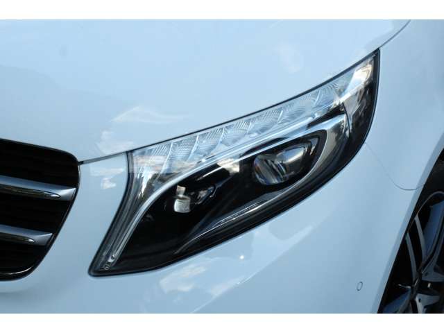メルセデスベンツ Ｖクラス Ｖ２２０ Ｄ アバンギャルド ロング ディーゼルターボ R1年 (近畿) 99