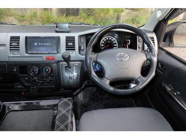 トヨタ レジアスエースバン ２．０ ＤＸ ロングボディ ＧＬパッケージ H22年 (近畿) 99