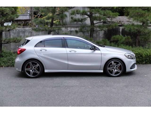 メルセデスベンツ Ａクラス Ａ２５０ シュポルト ４マティック ４ＷＤ H29年 (近畿) 99