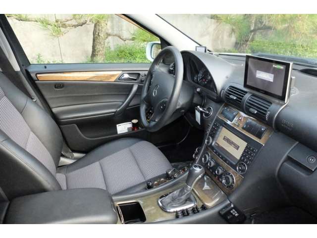 メルセデスベンツ Ｃクラスワゴン Ｃ２８０ ４マチック アバンギャルド ４ＷＤ H19年 (近畿) 99
