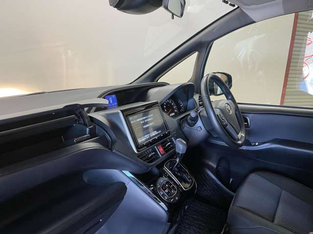 トヨタ ヴォクシー ２．０ ＺＳ 煌ＩＩ H29年 (甲信越・北陸) 99