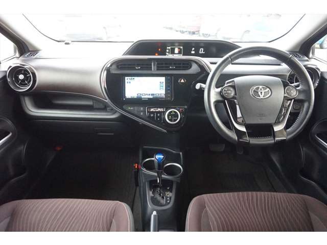 トヨタ アクア １．５ Ｇ R1年 (東海) 99