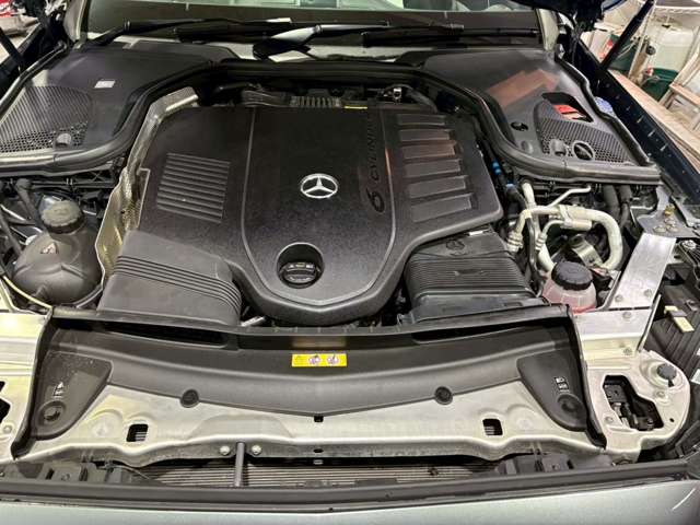 メルセデスベンツ Ｅクラス Ｅ４５０ ４マティック スポーツ （ＩＳＧ搭載モデル） ４ＷＤ R4年 (近畿) 99