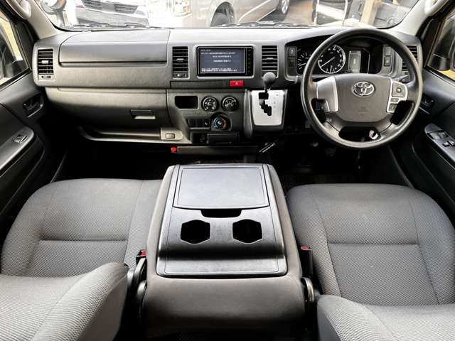 トヨタ ハイエースバン ２．８ ＤＸ ロング ジャストロー ディーゼルターボ R3年 (関東) 99