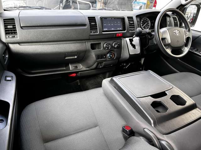 トヨタ ハイエースバン ２．８ ＤＸ ロング ジャストロー ディーゼルターボ R3年 (関東) 99