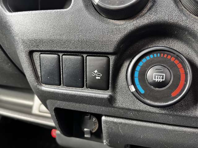 トヨタ ハイエースバン ２．８ ＤＸ ロング ジャストロー ディーゼルターボ R3年 (関東) 99