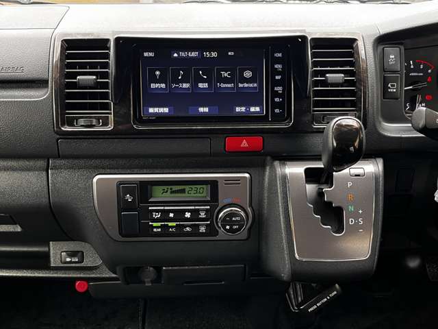 トヨタ ハイエースバン ２．８ スーパーＧＬ ダークプライムＩＩ ロングボディ ディーゼルターボ R4年 (関東) 99