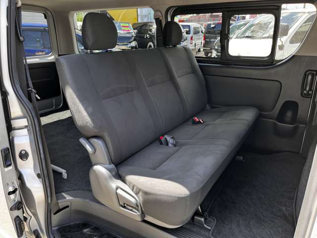 トヨタ ハイエースバン ２．８ スーパーＧＬ ロング ディーゼルターボ ４ＷＤ R2年 (関東) 99