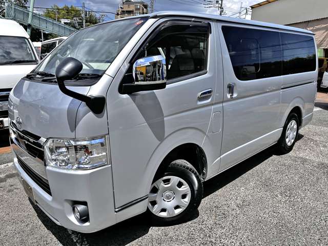 トヨタ ハイエースバン ２．８ スーパーＧＬ ロング ディーゼルターボ ４ＷＤ R2年 (関東) 99
