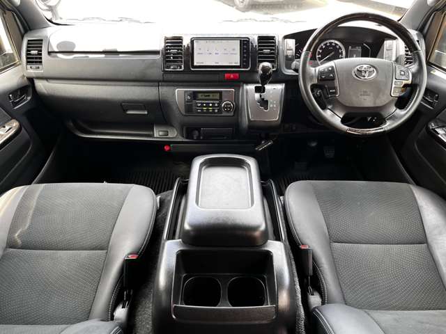 トヨタ ハイエースバン ２．８ スーパーＧＬ ダークプライムＩＩ ロングボディ ディーゼルターボ R3年 (関東) 99