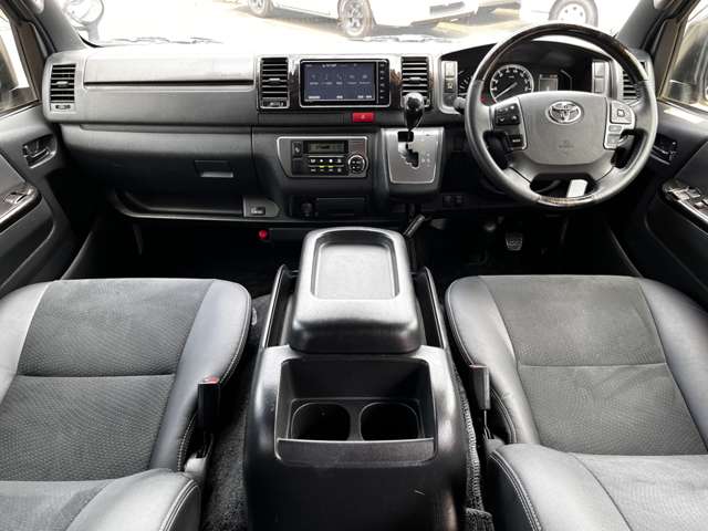 トヨタ ハイエースバン ２．８ スーパーＧＬ ダークプライムＩＩ ロングボディ ディーゼルターボ R2年 (関東) 99