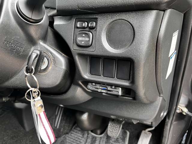 トヨタ ハイエースバン ２．８ スーパーＧＬ ロング ディーゼルターボ R1年 (関東) 99