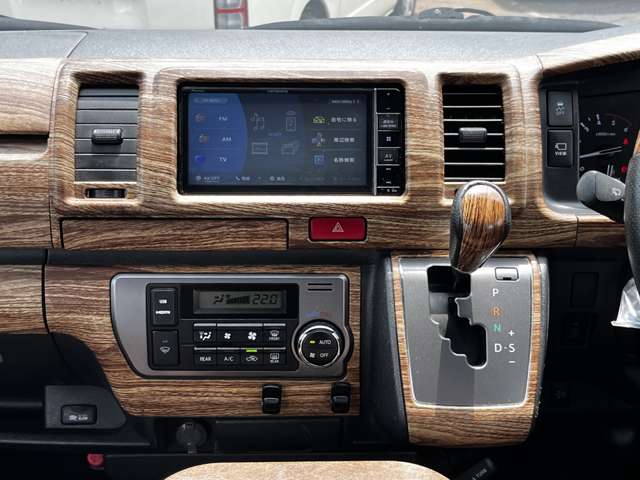 トヨタ ハイエースバン ２．８ スーパーＧＬ ダークプライムＩＩ ロングボディ ディーゼルターボ ４ＷＤ R4年 (関東) 99