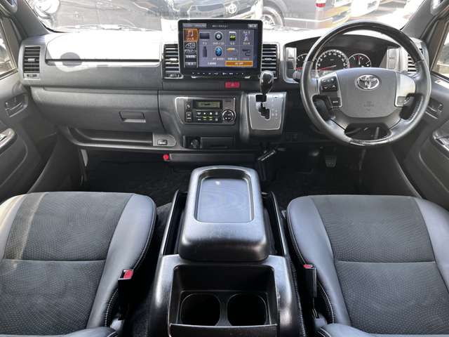 トヨタ レジアスエースバン ２．８ スーパーＧＬ ダークプライムＩＩ ロングボディ ディーゼルターボ ４ＷＤ R1年 (関東) 99