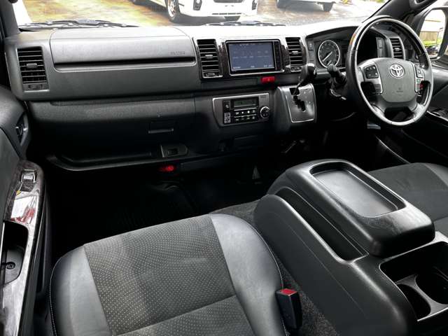 トヨタ ハイエースバン ２．８ スーパーＧＬ ダークプライムＩＩ ロングボディ ディーゼルターボ R3年 (関東) 99