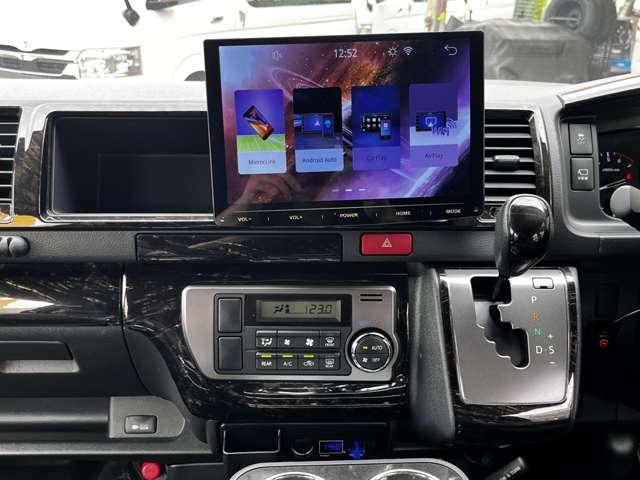 トヨタ ハイエースバン ２．７ スーパーＧＬ ダークプライムＩＩ ワイド ミドルルーフ ロングボディ ４ＷＤ R4年 (関東) 99