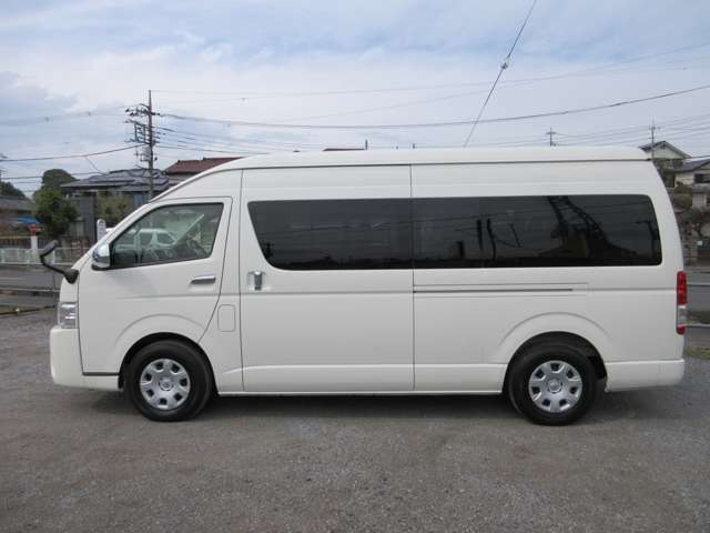 トヨタ ハイエースワゴン ２．７ グランドキャビン R1年 (関東) 99
