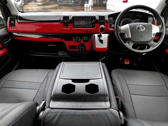 トヨタ ハイエースバン ２．８ ＤＸ ロング ＧＬパッケージ ディーゼルターボ ４ＷＤ H30年 (関東) 99