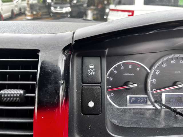 トヨタ ハイエースバン ２．８ ＤＸ ロング ＧＬパッケージ ディーゼルターボ ４ＷＤ H30年 (関東) 99