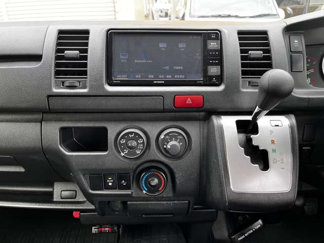 トヨタ ハイエースバン ２．０ ＤＸ ロング ＧＬパッケージ R3年 (関東) 99