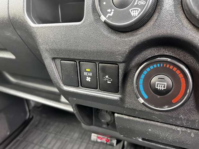 トヨタ ハイエースバン ２．０ ＤＸ ロング ＧＬパッケージ R3年 (関東) 99