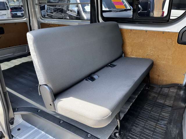トヨタ ハイエースバン ２．８ ＤＸ ロング ＧＬパッケージ ディーゼルターボ ４ＷＤ R1年 (関東) 99