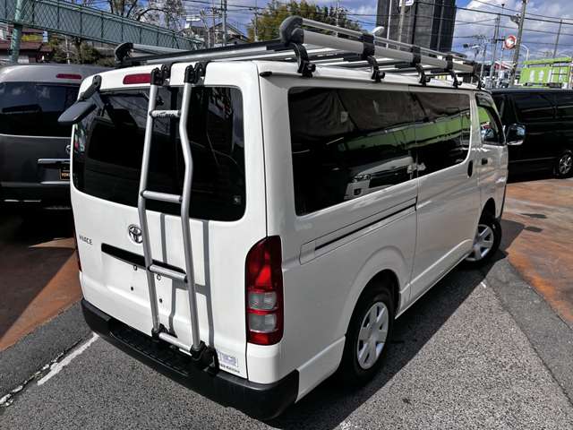 トヨタ ハイエースバン ３．０ リフト付バン ロング ディーゼルターボ ４ＷＤ H27年 (関東) 99