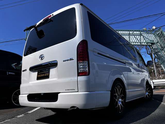トヨタ ハイエースバン ２．８ スーパーＧＬ ダークプライム ロングボディ ディーゼルターボ ４ＷＤ R1年 (関東) 99