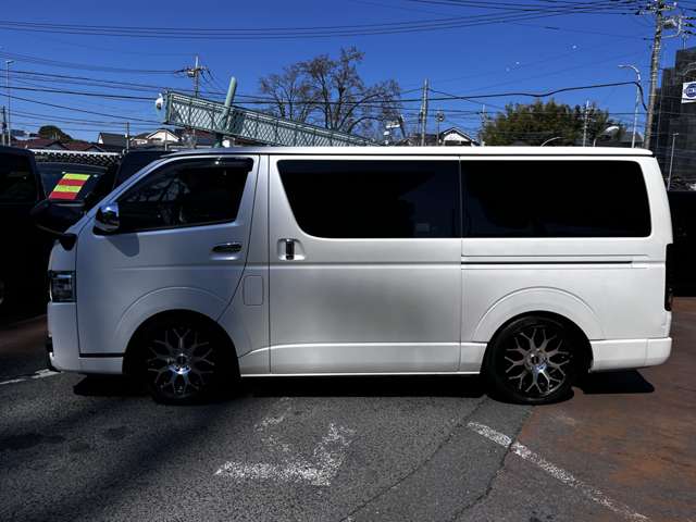 トヨタ ハイエースバン ２．８ スーパーＧＬ ダークプライム ロングボディ ディーゼルターボ ４ＷＤ R1年 (関東) 99