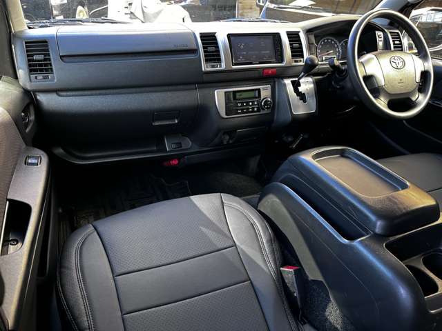 トヨタ レジアスエースバン ２．０ スーパーＧＬ ロングボディ H29年 (関東) 99