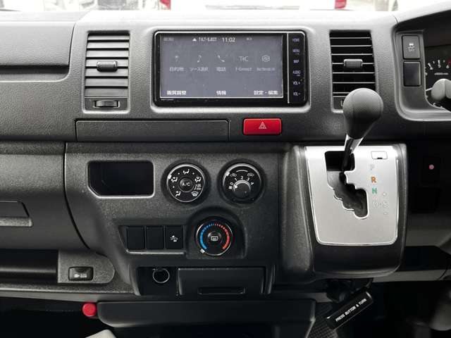 トヨタ ハイエースバン ２．０ ＤＸ ロング R4年 (関東) 99