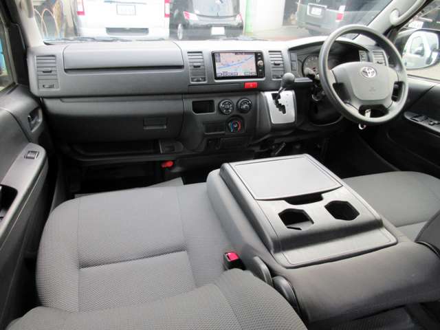 トヨタ ハイエースバン ２．０ ＤＸ ロング ＧＬパッケージ H28年 (関東) 99