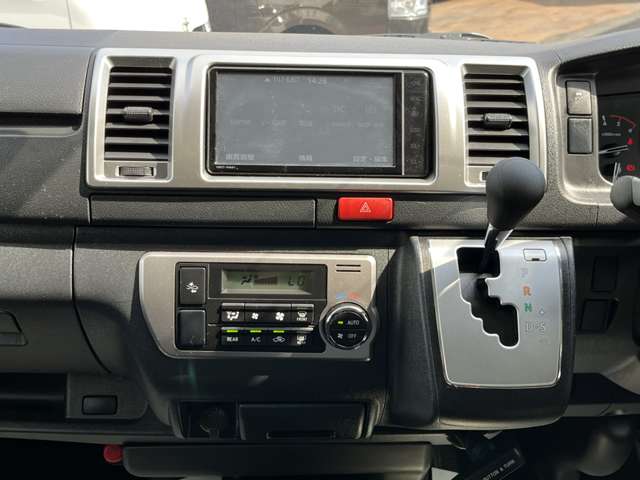 トヨタ ハイエースバン ２．８ スーパーＧＬ ロング ディーゼルターボ R3年 (関東) 99