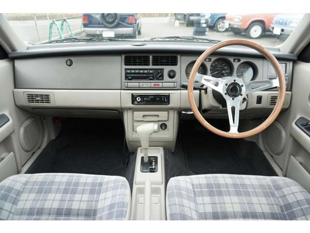 日産 ラシーン １．５ タイプＩＩＩ ４ＷＤ H7年 (関東) 99