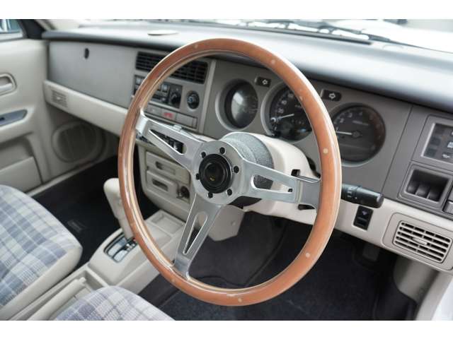 日産 ラシーン １．５ タイプＩＩＩ ４ＷＤ H7年 (関東) 99