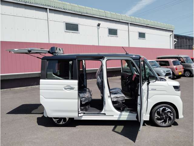 スズキ スペーシア ６６０ カスタム ハイブリッド ＸＳ R8年 (東海) 99