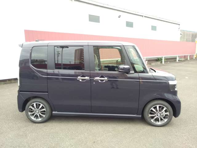 ホンダ Ｎ　ＢＯＸ カスタム ６６０ R7年 (東海) 99