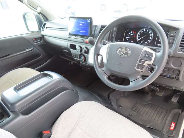 トヨタ ハイエースバン フレックス R4年 (関東) 99