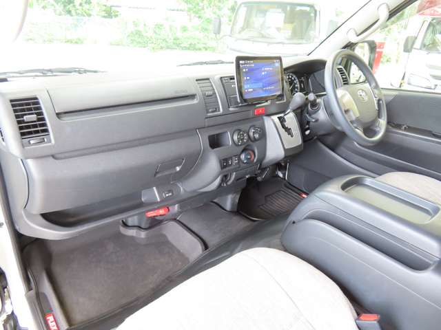 トヨタ ハイエースバン フレックス R4年 (関東) 99