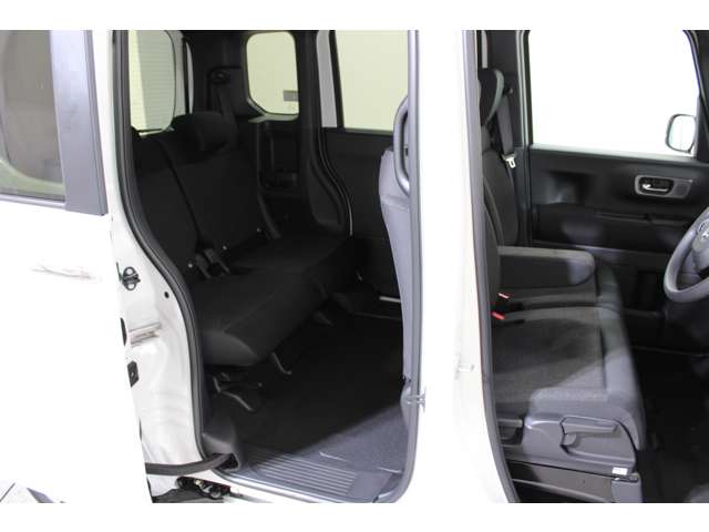 ホンダ Ｎ　ＢＯＸ カスタム ６６０ R8年 (近畿) 99