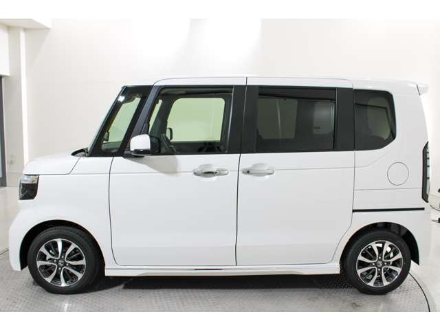 ホンダ Ｎ　ＢＯＸ カスタム ６６０ R8年 (近畿) 99