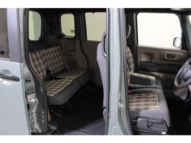 ホンダ Ｎ　ＢＯＸ ジョイ ６６０ ２トーン R8年 (近畿) 99